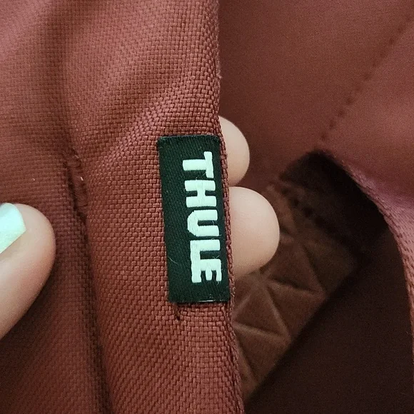 Thule Indago 23L Deep Red Backpack - Picture 4 of 8